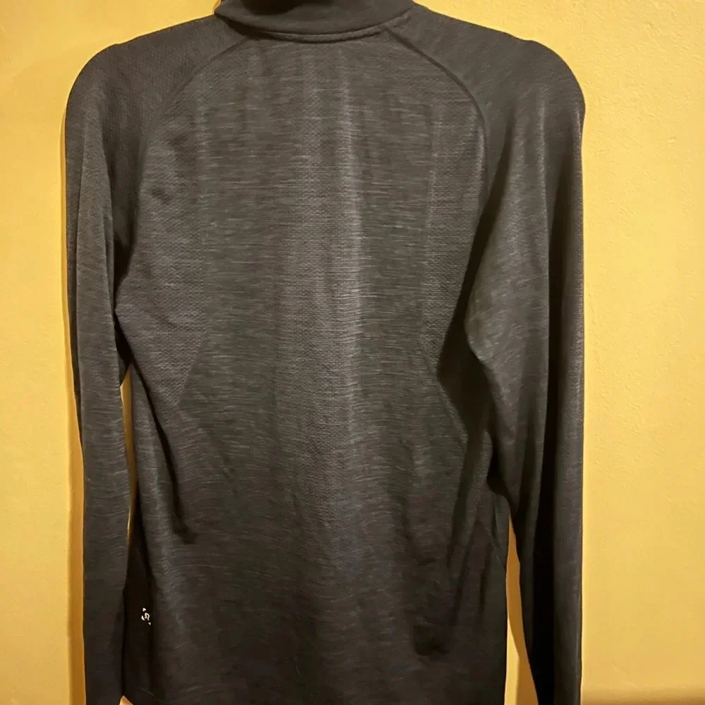 Lululemon Surge Warm Reflective 1/2 Zip, small